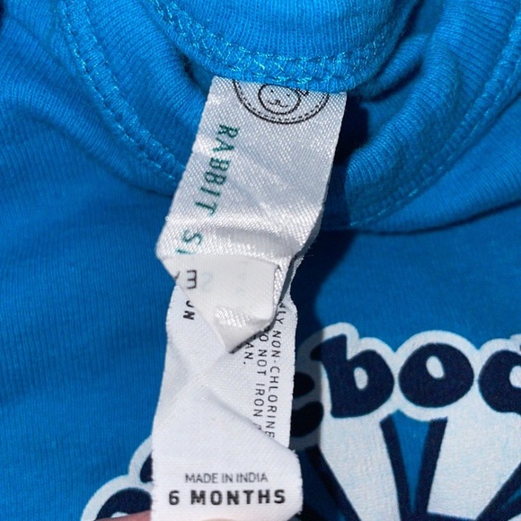 ⭐️ 6 Month Baby Boys Onesie⭐️ - Picture 3 of 6
